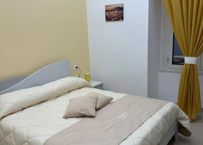 Minichino House Neapol