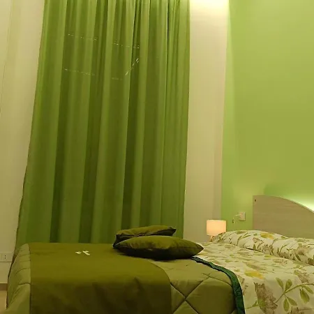 Minichino House Bed & Breakfast Napels