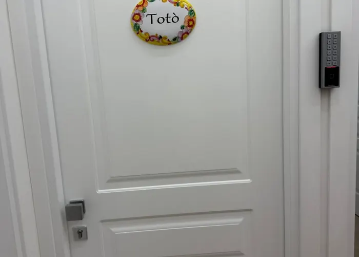 Minichino House Napels