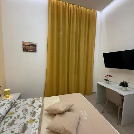 Minichino House Bed & Breakfast 3*
