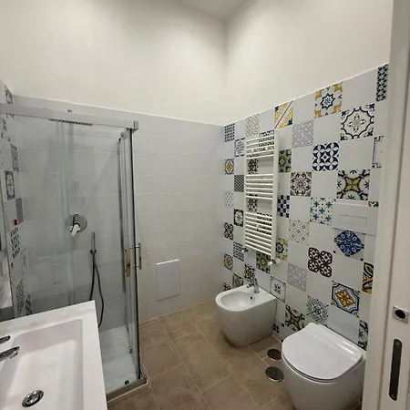 Minichino House 3* Napoli